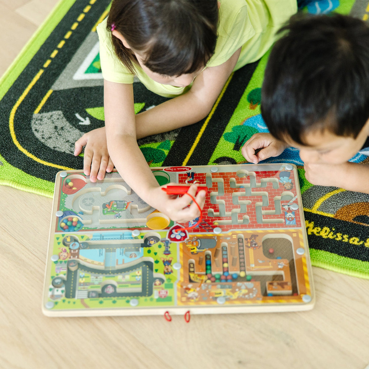 PAW Patrol Wooden 4-in-1 Magnetic Wand Maze Board Y7