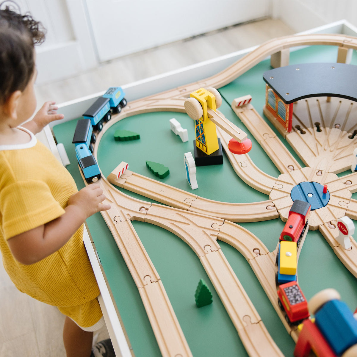 Wooden Railway Set N6