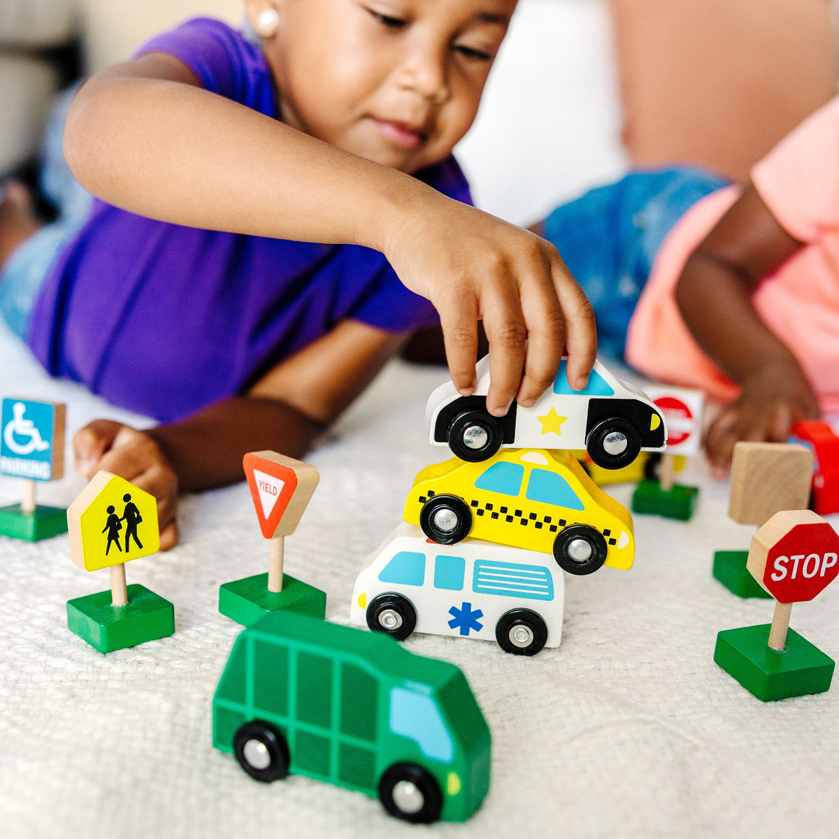 Wooden Vehicles and Traffic Signs W1
